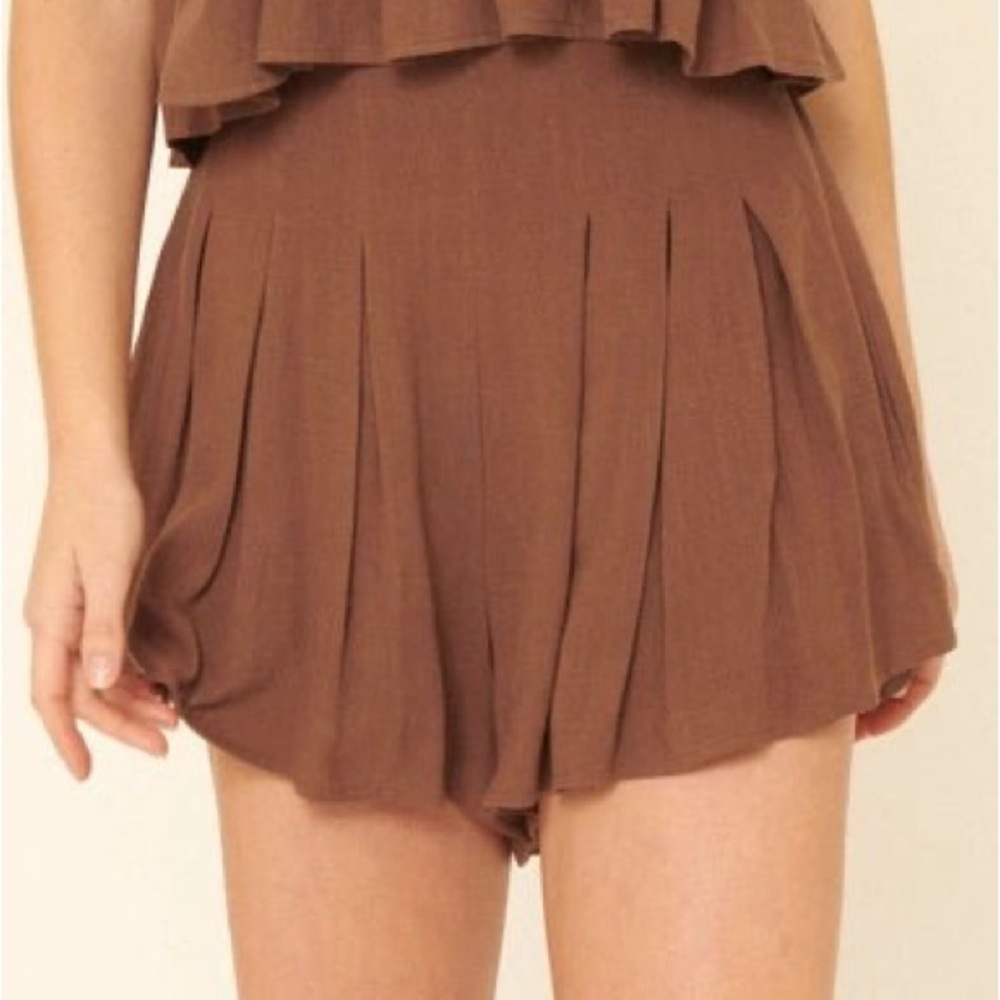 Brown Women's Pleated Shorts